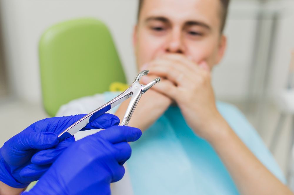 Wisdom Tooth Woes? A Guide to Safe and Simple Extractions